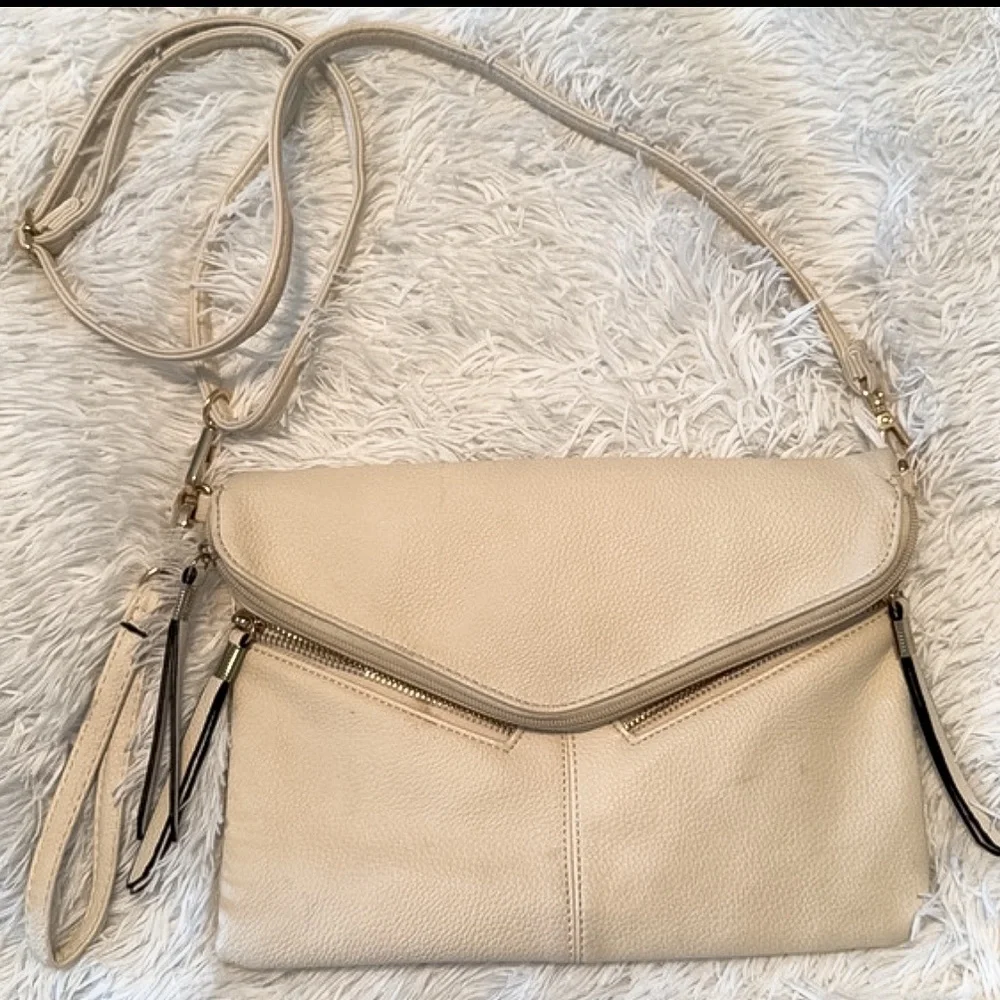 VICI | Cream Foldover Crossbody Clutch Bag